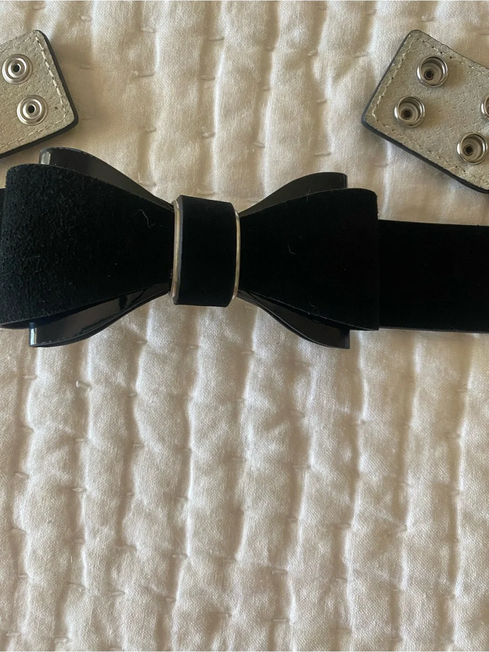 White House Black Market Black Velvet Bow Belt